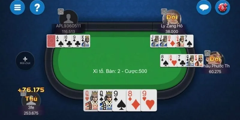 Một ván Xì tố căng thẳng với các mức cược tăng dần 